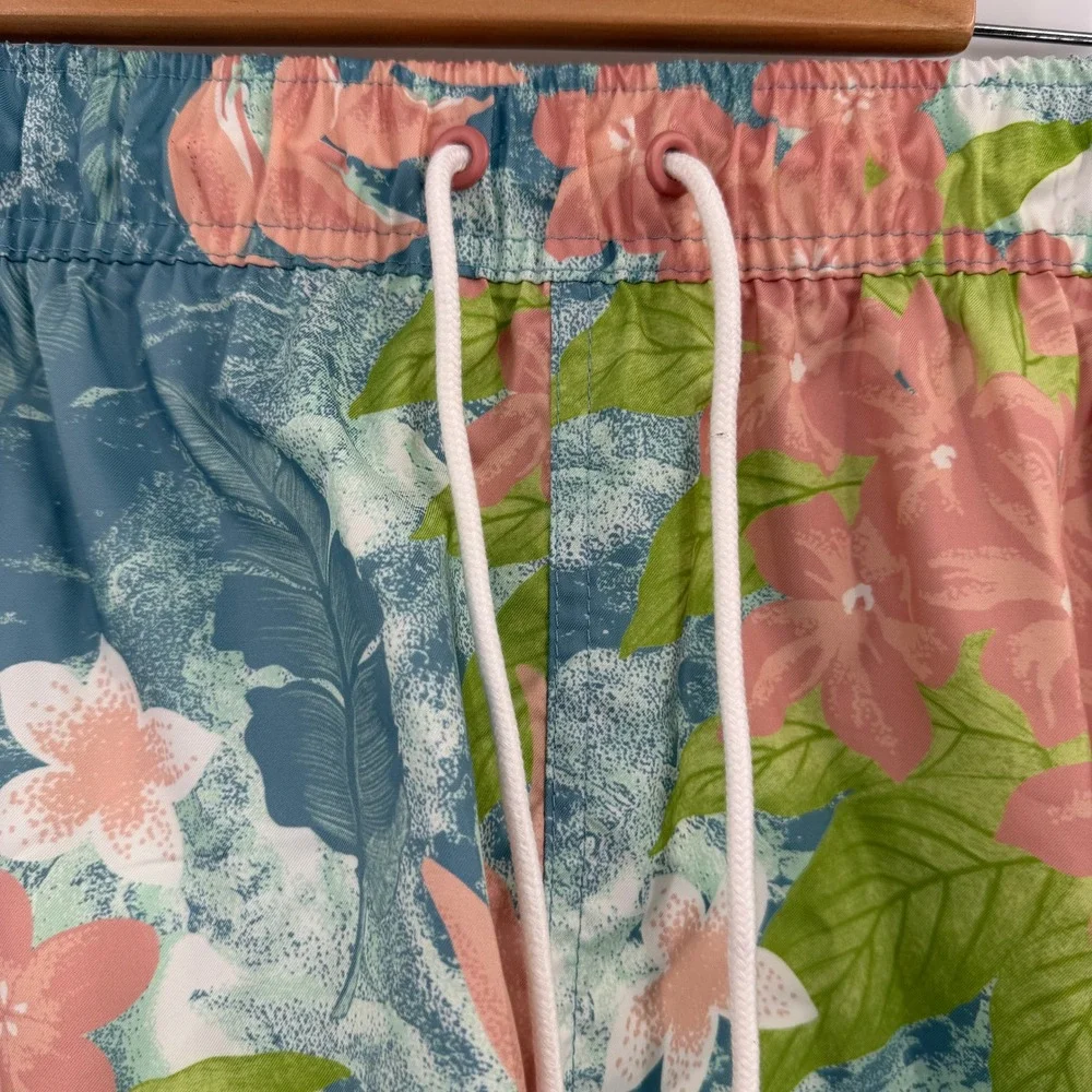 Nike Sportswear Mens Tropical Floral Swim Trunks Blue Peach Green Floral XL